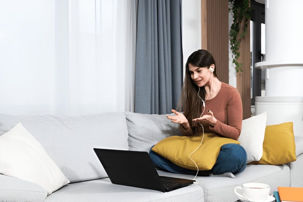 Como a terapia online pode ajudar no autocontrole emocional