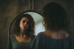 Não me reconheço mais no espelho: como resgatar minha autoestima?